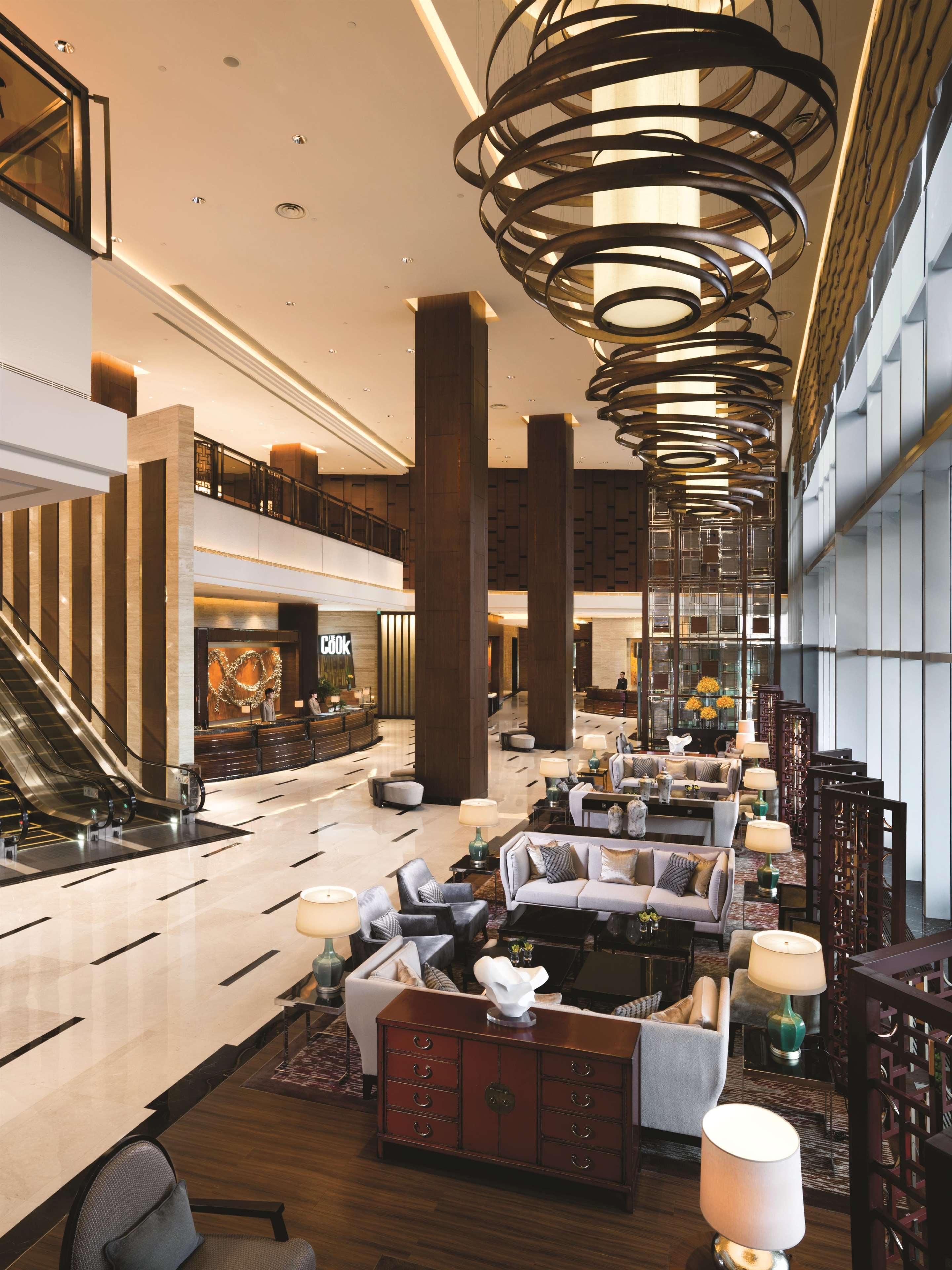Kerry Pudong, - Indoor Connecting To New International Expo Centre Hotel 5*