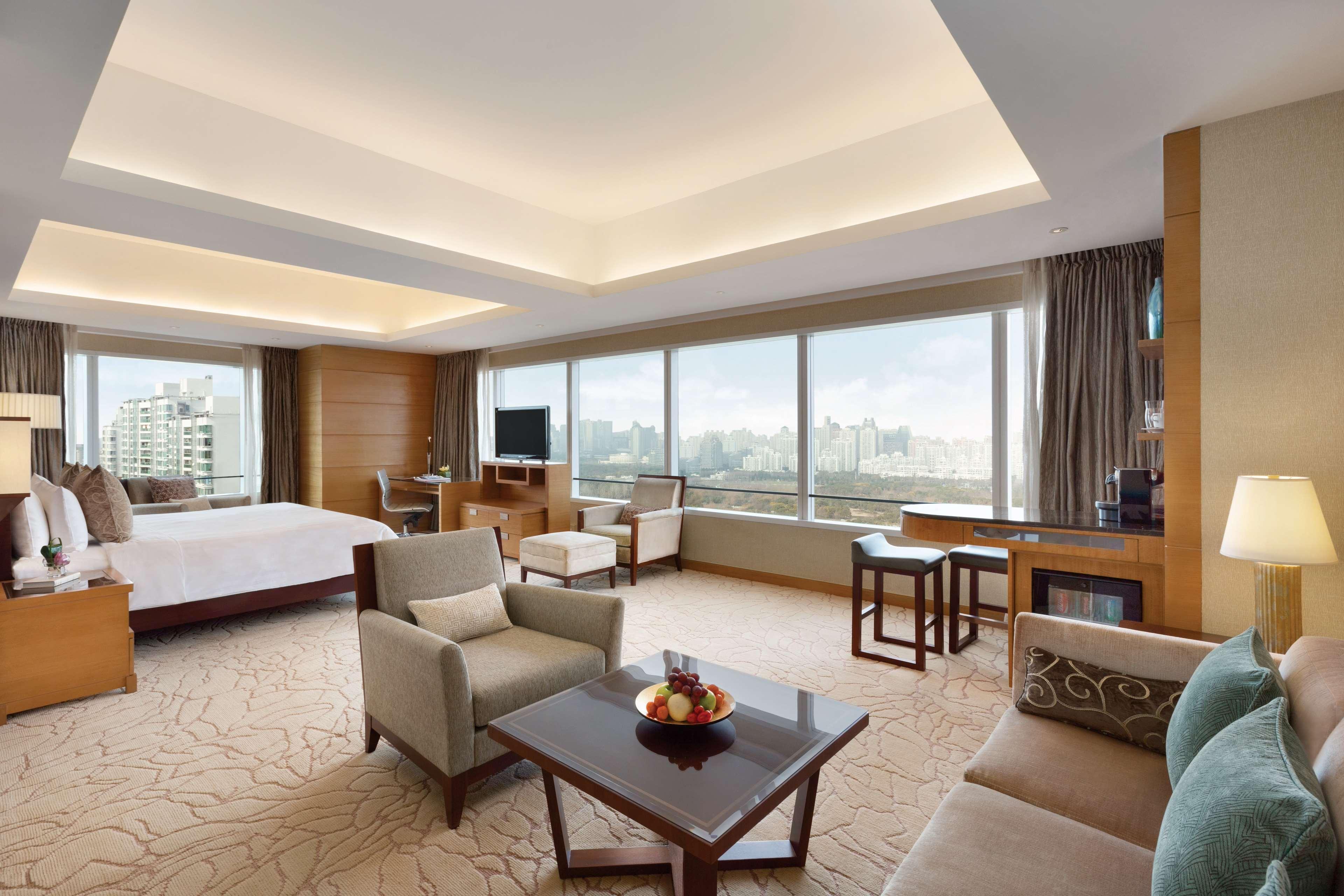 Kerry Pudong, - Indoor Connecting To New International Expo Centre Hotel Shanghai