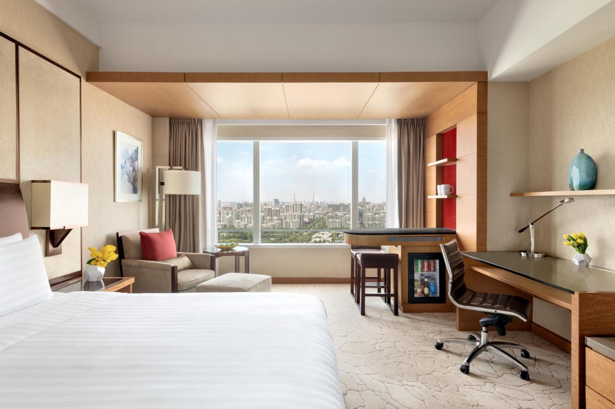 Kerry Pudong, - Indoor Connecting To New International Expo Centre 5*